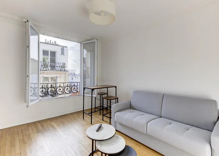 568 Suite Dulong - Superbe Studio Parisien