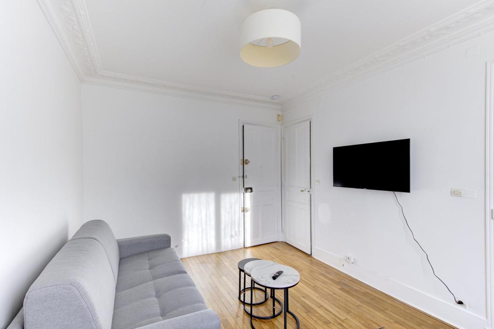 568 Dulong - Superbe Parisien